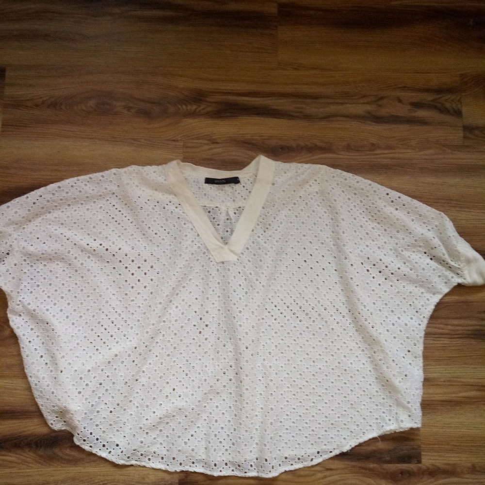 Amadi (Anthro) eyelit peasant top